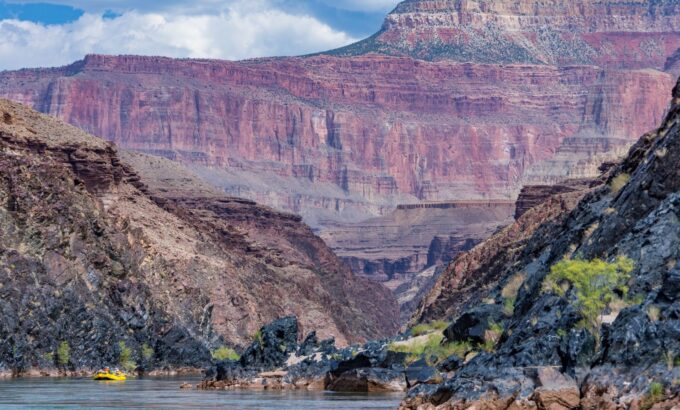 Top 10 Must-See Sights on Grand Canyon Rafting Trips